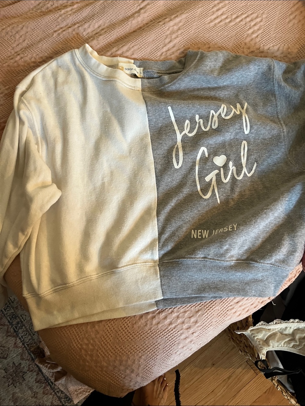 Ocean Drive Two-Tone 'Jersey Girl' Sweatshirt - Cream & Gray
